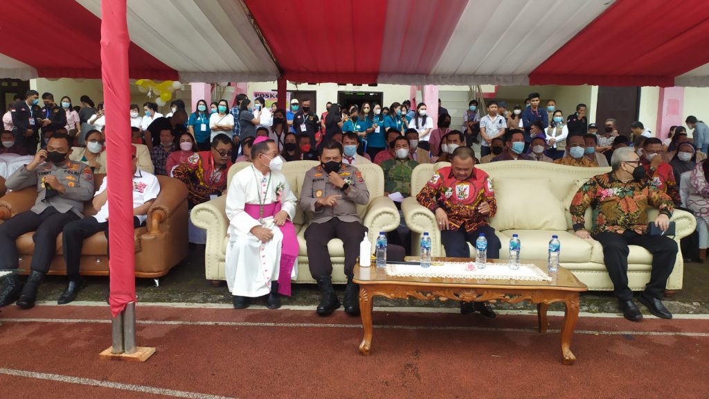 Kegiatan pembukaan Pertemuan Raya KBK Keuskupan Manado.