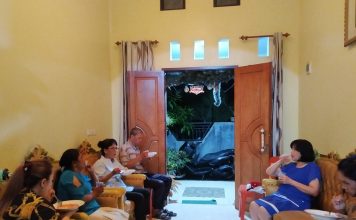 Ibadah Syukur Komuni Pertama dan HUT Di WR Santa Ursula