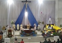 Uskup Rolly Untu: Cinta Kasih Tali Pengikat yang Mempersatukan dan Menyempurnakan Misa Pesta Keluarga Kudus di Paroki Bunda Teresa Dari Calcutta GPI dipimpin Uskup Keuskupan Manado Mgr Rolly Untu MSC.